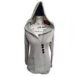 NWT XL vneck Sweater